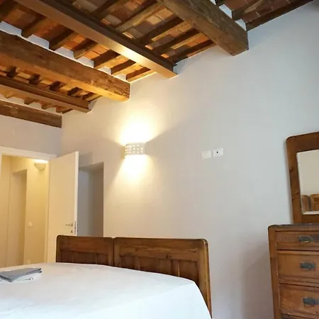 Apartment Lodge San Romano 16 *